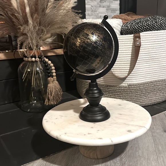 Hobby Lobby Other - 🖤✨Small Globe•Black W/Gold Tones✨🖤NWOT✨🖤